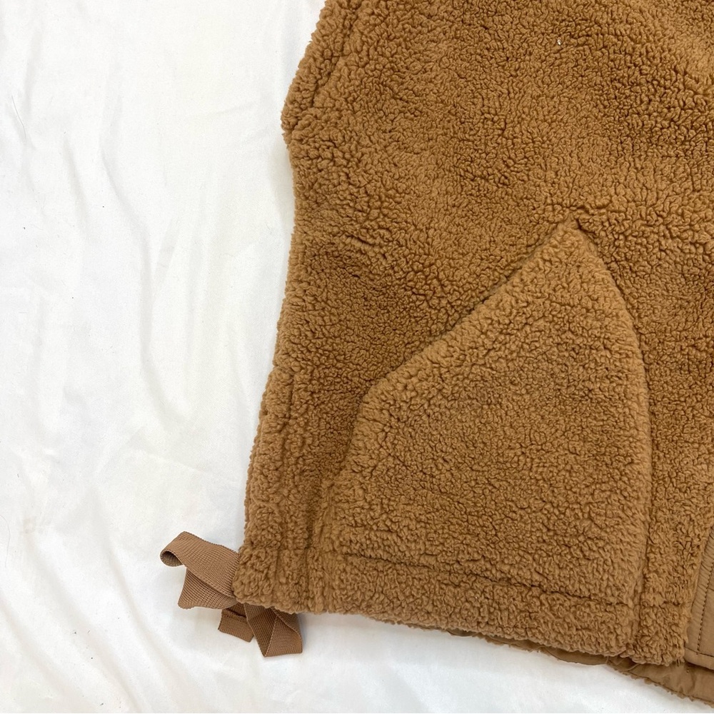 Free People FP Movement Scout It Out Twig Honey Tan Sherpa Oversized Vest Medium - Picture 7 of 10